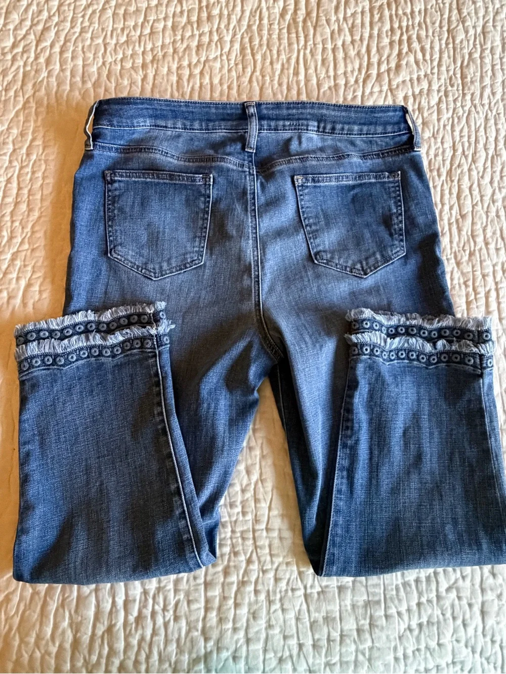 Chico’s Slim Cropped Jeans - Picture 6 of 7